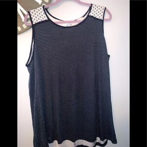 3/20🌟Lila Rose sleeveless blue and white top size 2X